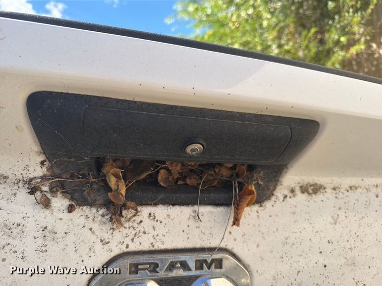 image for item EW1159 Pickup truck bed