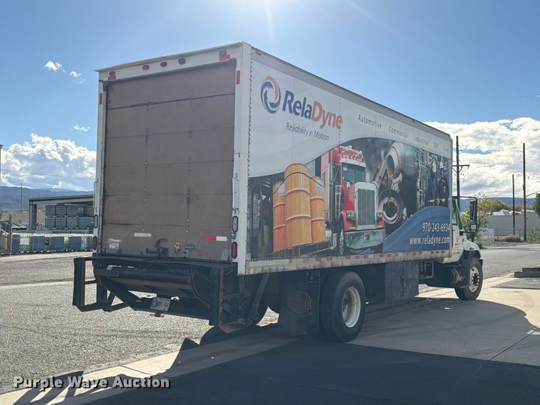 image for item EW1160 2003 International 4300 box truck