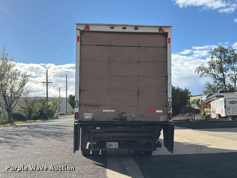 image for item EW1160 2003 International 4300 box truck
