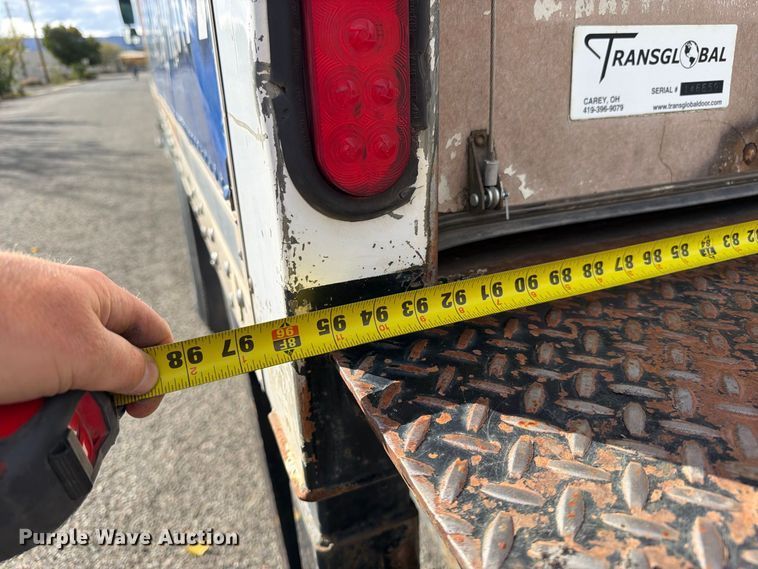 image for item EW1160 2003 International 4300 box truck