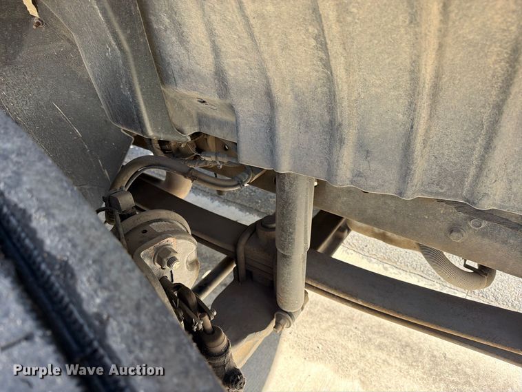 image for item EW1160 2003 International 4300 box truck