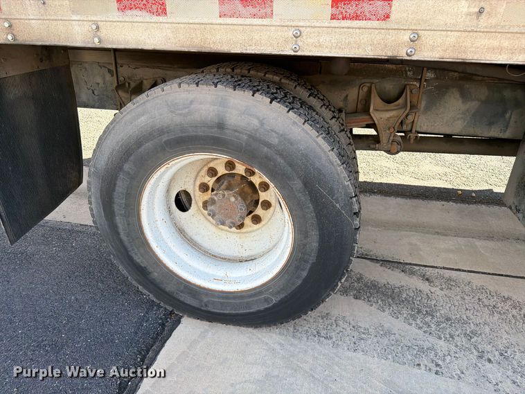 image for item EW1160 2003 International 4300 box truck