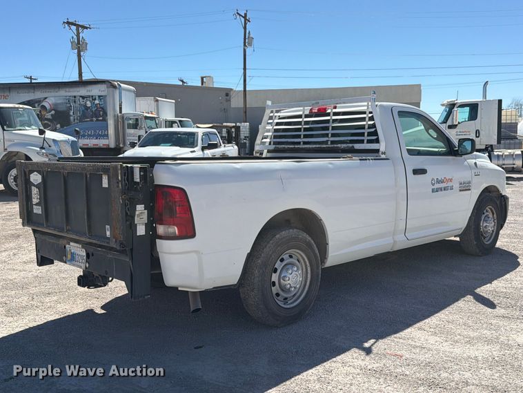 image for item EW1174 2013 RAM 2500 pickup truck