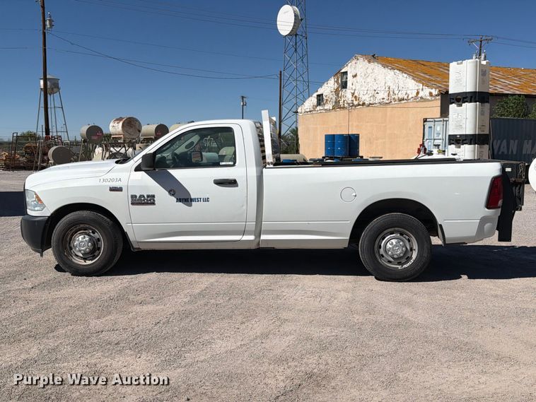image for item EW1174 2013 RAM 2500 pickup truck