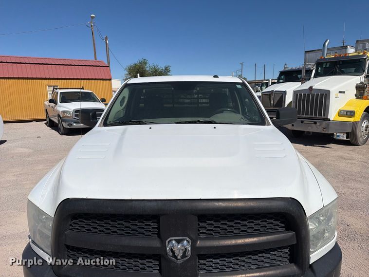 image for item EW1174 2013 RAM 2500 pickup truck