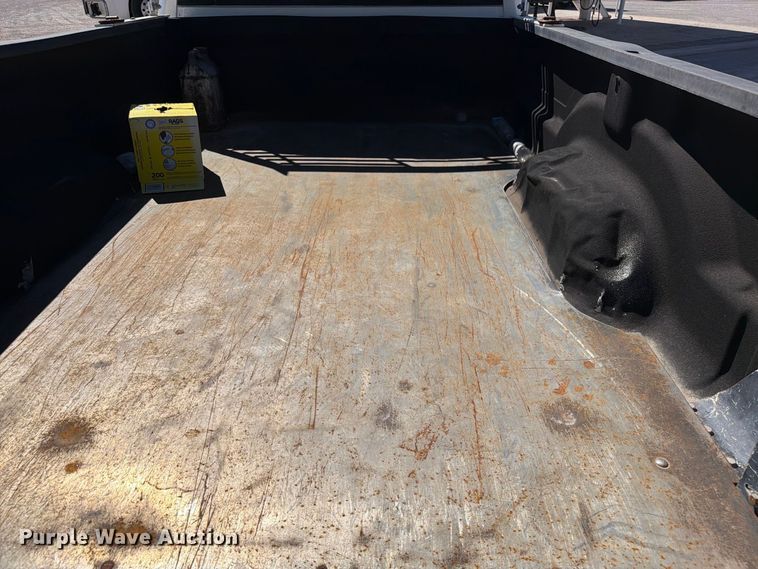 image for item EW1174 2013 RAM 2500 pickup truck