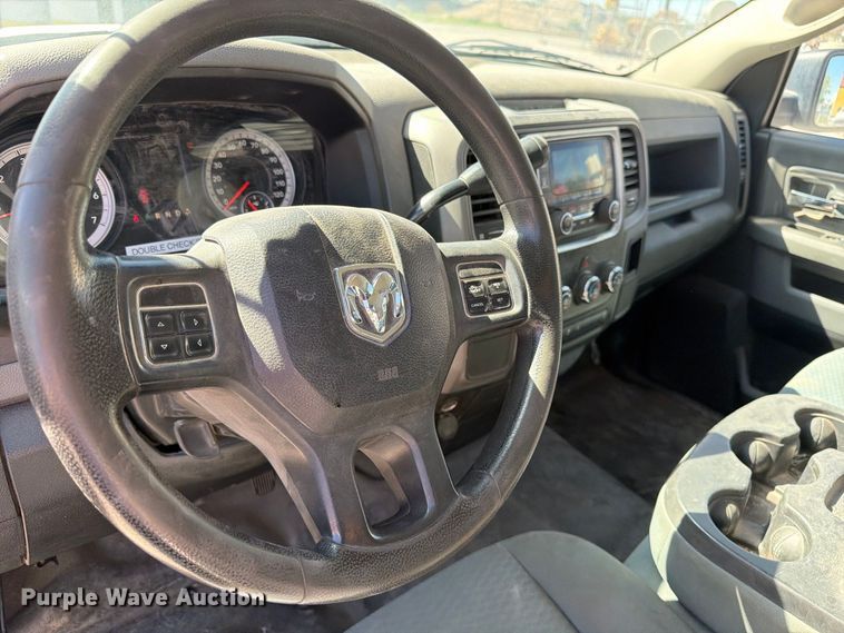 image for item EW1174 2013 RAM 2500 pickup truck