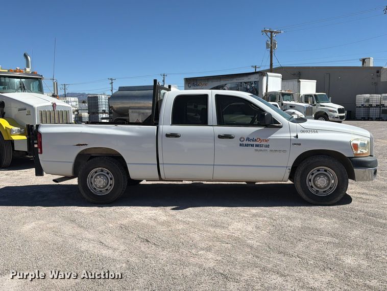 image for item EW1176 2006 Dodge Ram 2500 Ext. Cab pickup truck
