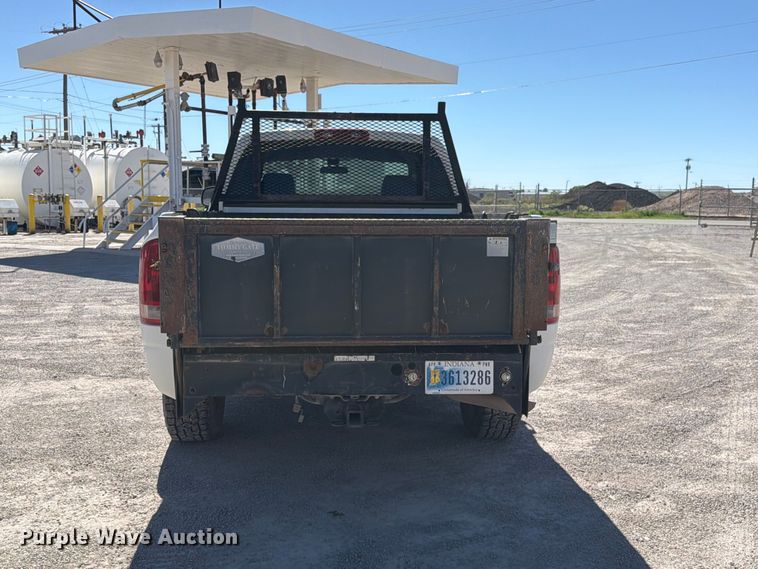 image for item EW1176 2006 Dodge Ram 2500 Ext. Cab pickup truck