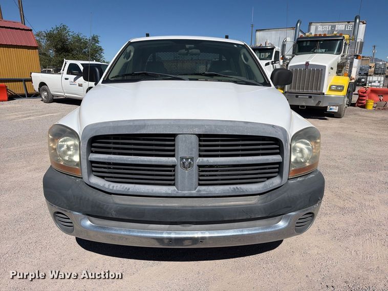 image for item EW1176 2006 Dodge Ram 2500 Ext. Cab pickup truck