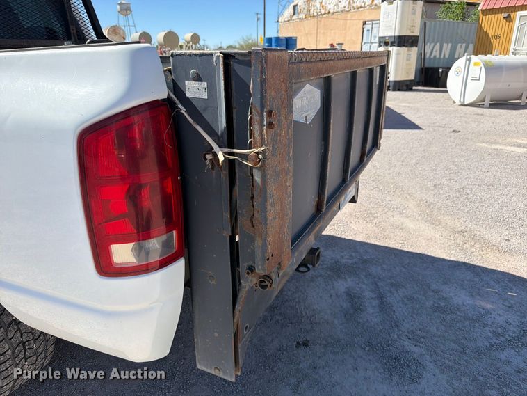 image for item EW1176 2006 Dodge Ram 2500 Ext. Cab pickup truck