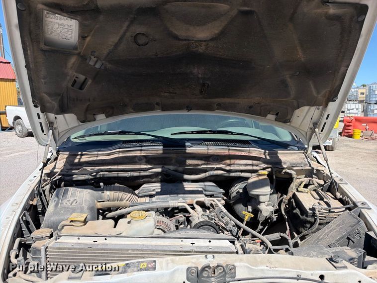 image for item EW1176 2006 Dodge Ram 2500 Ext. Cab pickup truck