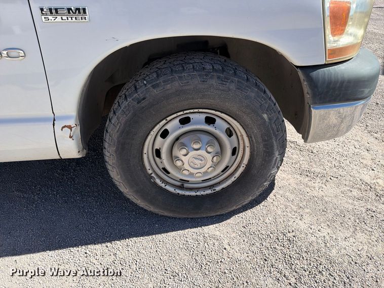image for item EW1176 2006 Dodge Ram 2500 Ext. Cab pickup truck