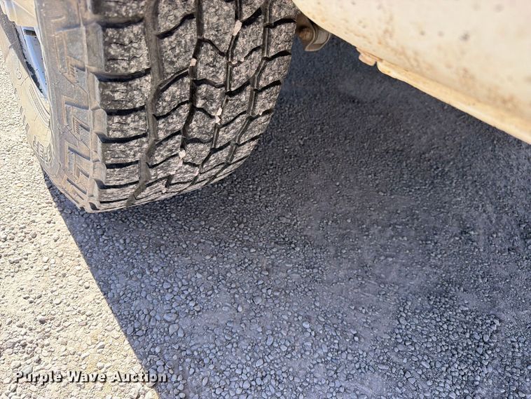 image for item EW1176 2006 Dodge Ram 2500 Ext. Cab pickup truck