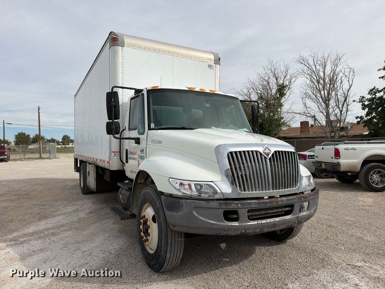 image for item EW1179 2005 International 4300 box truck