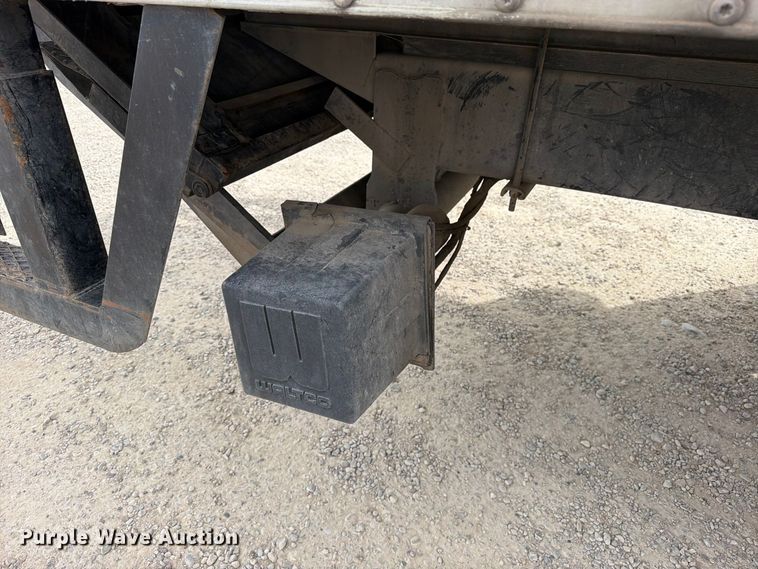 image for item EW1179 2005 International 4300 box truck