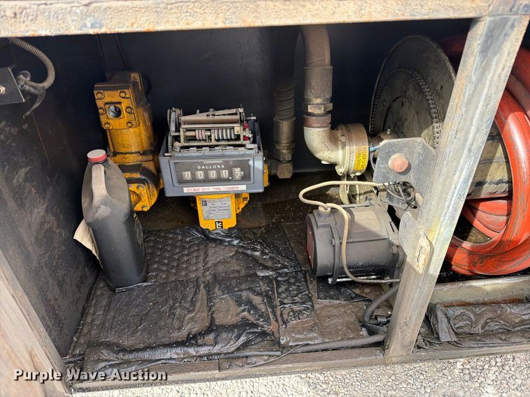 image for item EW1179 2005 International 4300 box truck