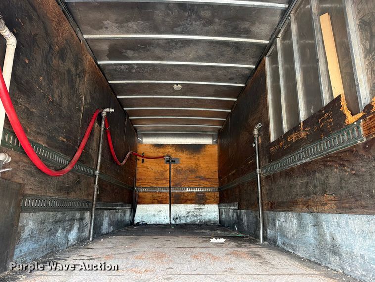 image for item EW1179 2005 International 4300 box truck