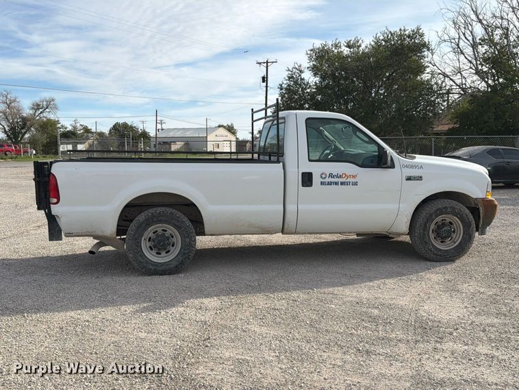 image for item EW1180 2004 Ford F250 Super Duty pickup truck