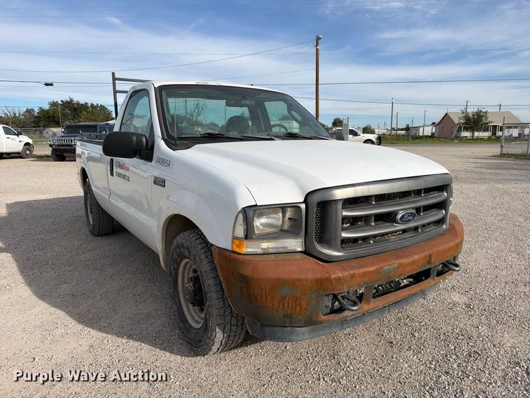 image for item EW1180 2004 Ford F250 Super Duty pickup truck