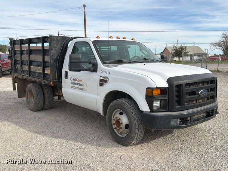 image for item EW1181 2009 Ford F350 Super Duty flatbed pickup truck