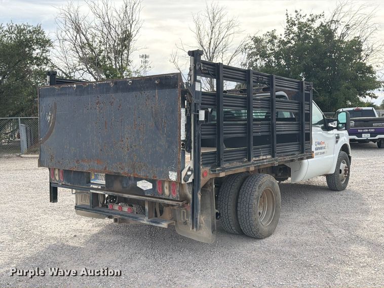 image for item EW1181 2009 Ford F350 Super Duty flatbed pickup truck