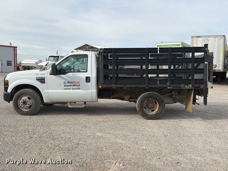 image for item EW1181 2009 Ford F350 Super Duty flatbed pickup truck