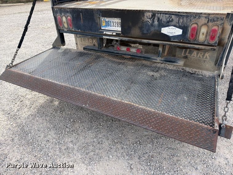 image for item EW1181 2009 Ford F350 Super Duty flatbed pickup truck