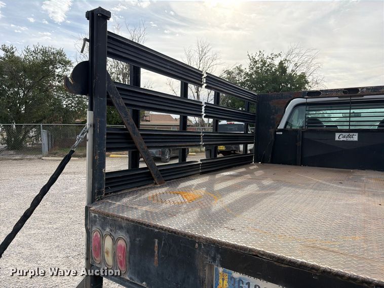 image for item EW1181 2009 Ford F350 Super Duty flatbed pickup truck