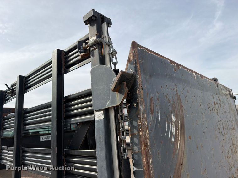 image for item EW1181 2009 Ford F350 Super Duty flatbed pickup truck