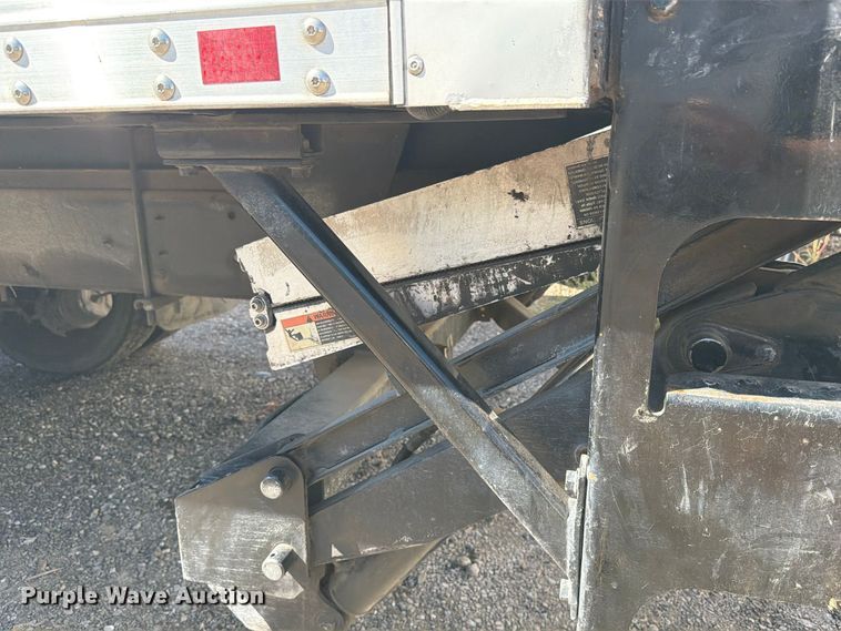 image for item EW1185 2014 Freightliner Business Class M2 box truck