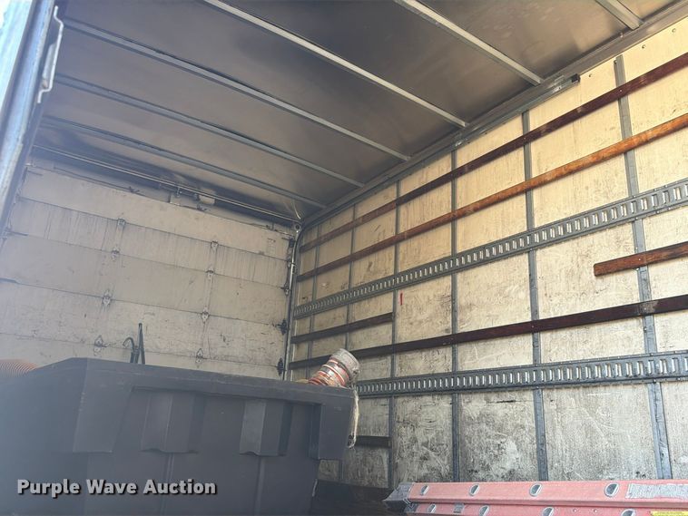 image for item EW1185 2014 Freightliner Business Class M2 box truck