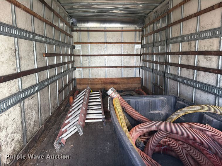image for item EW1185 2014 Freightliner Business Class M2 box truck