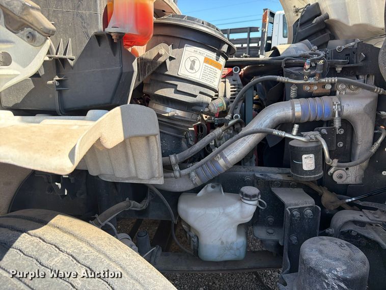 image for item EW1185 2014 Freightliner Business Class M2 box truck
