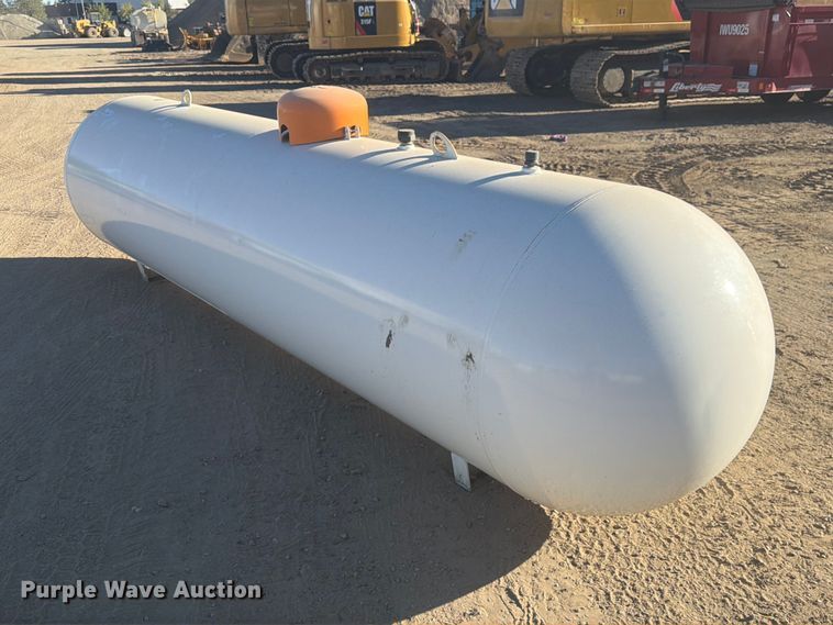 image for item EW2311 2020 QUALITY STEEL CORPORATION Propane tank