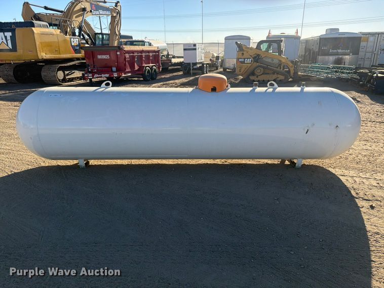 image for item EW2311 2020 QUALITY STEEL CORPORATION Propane tank