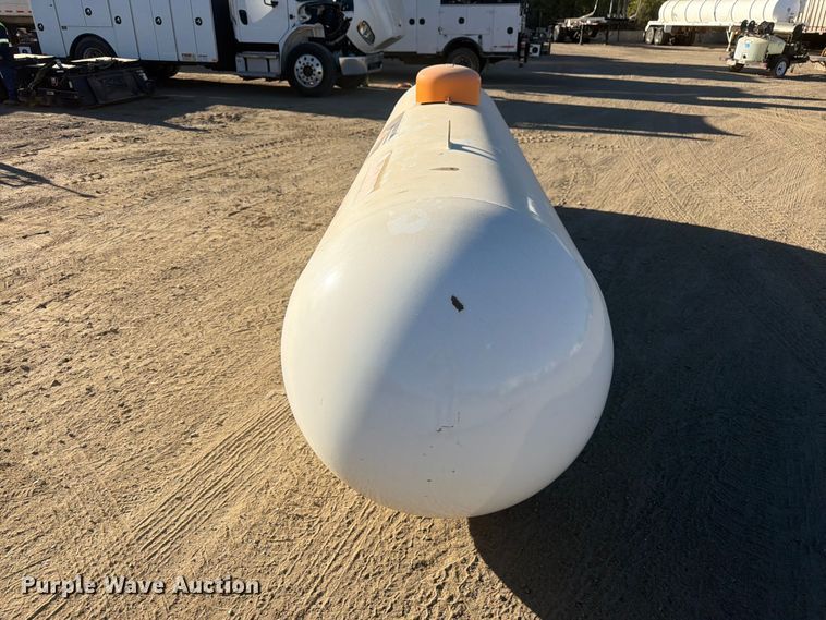 image for item EW2311 2020 QUALITY STEEL CORPORATION Propane tank