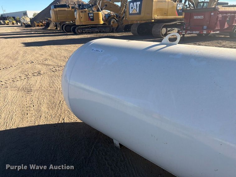 image for item EW2311 2020 QUALITY STEEL CORPORATION Propane tank