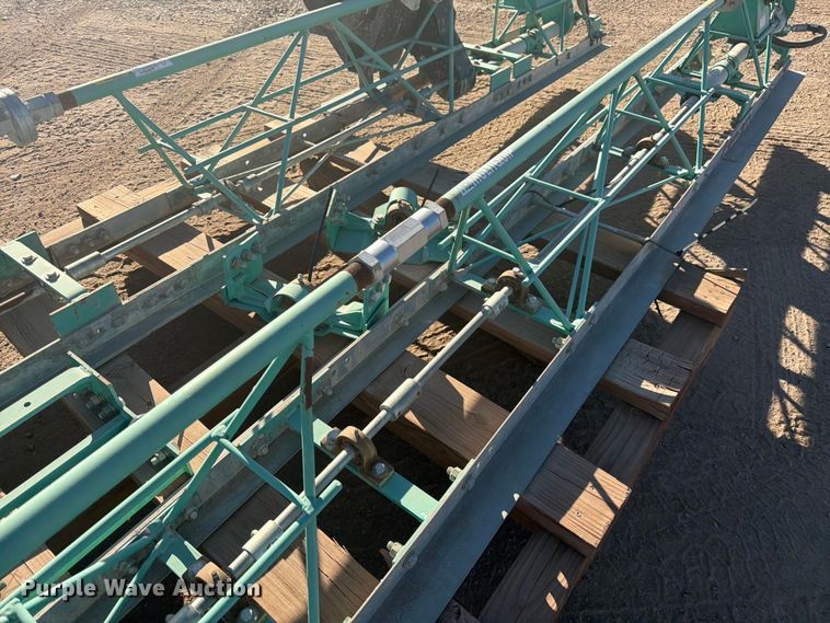 image for item EW2312 Multiquip screed