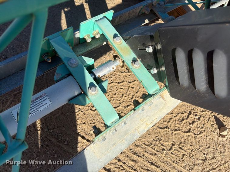 image for item EW2312 Multiquip screed