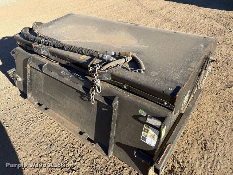 image for item EW2315 2022 Caterpillar BP118C skid steer sweeper