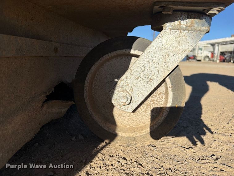 image for item EW2315 2022 Caterpillar BP118C skid steer sweeper