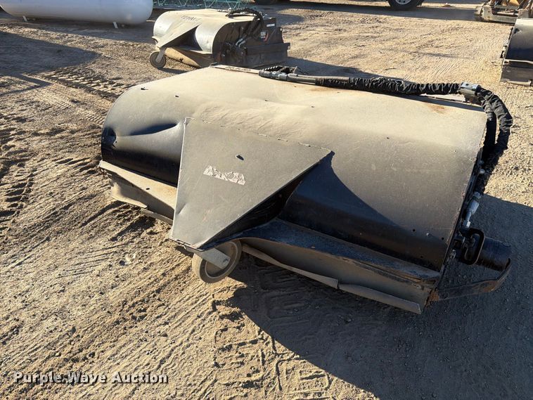 image for item EW2316 2022 Caterpillar BP118C skid steer sweeper