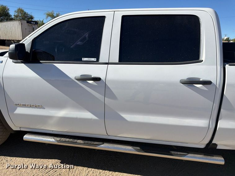 image for item EW2319 2018 GMC Sierra 1500 Crew Cab pickup truck