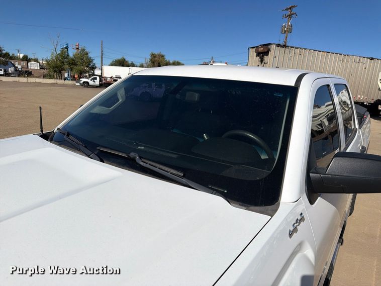 image for item EW2319 2018 GMC Sierra 1500 Crew Cab pickup truck