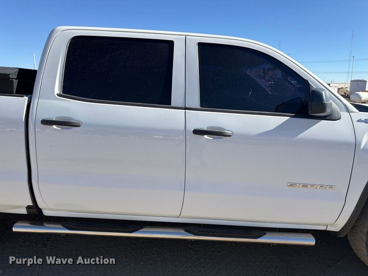 image for item EW2319 2018 GMC Sierra 1500 Crew Cab pickup truck