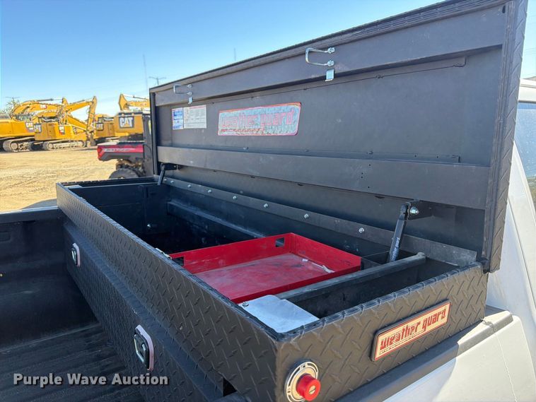 image for item EW2319 2018 GMC Sierra 1500 Crew Cab pickup truck