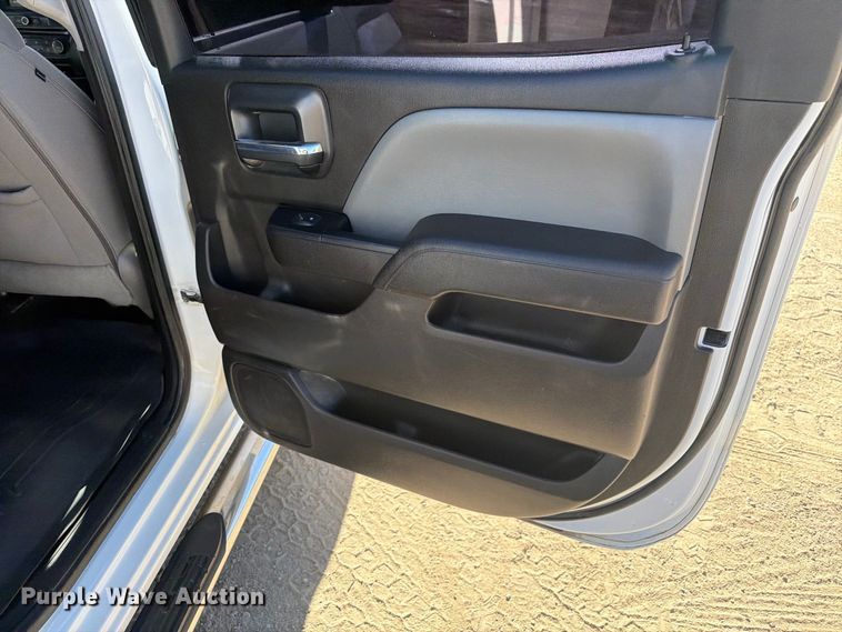 image for item EW2319 2018 GMC Sierra 1500 Crew Cab pickup truck