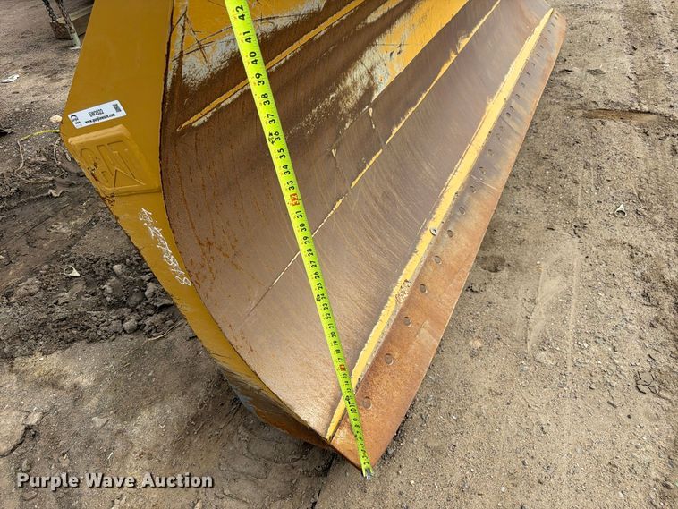 image for item EW2322 Caterpillar snow plow