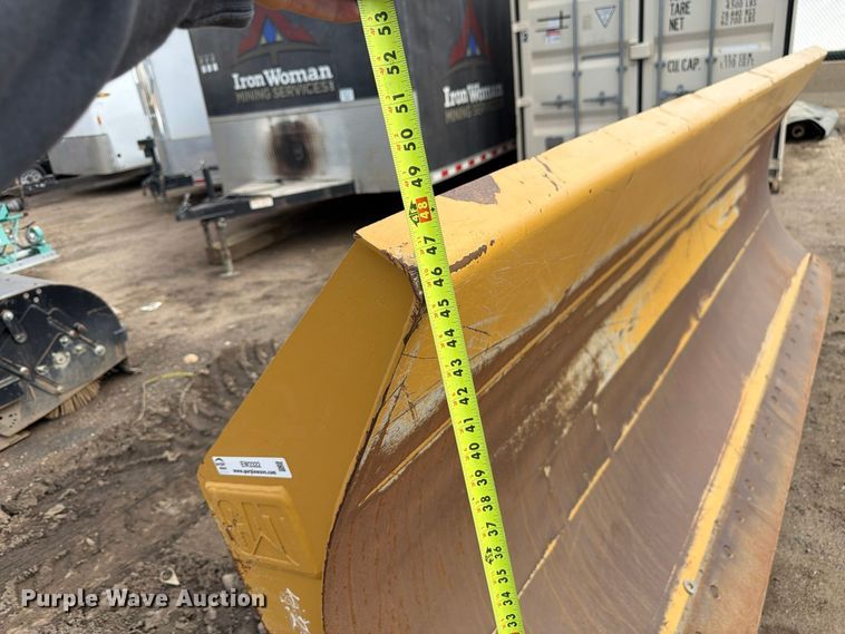 image for item EW2322 Caterpillar snow plow